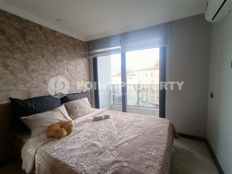 Стильная двухуровневая квартира 3+2 на 5-м этаже с мансардой в 300 метрах от моря.-id-4683-фото-7