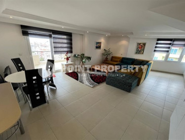 Five-room penthouse 260 m2 with furniture in a building built in 2006, Mahmutlar district-id-4686-photo-3