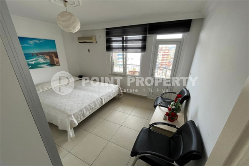Five-room penthouse 260 m2 with furniture in a building built in 2006, Mahmutlar district-id-4686-photo-7