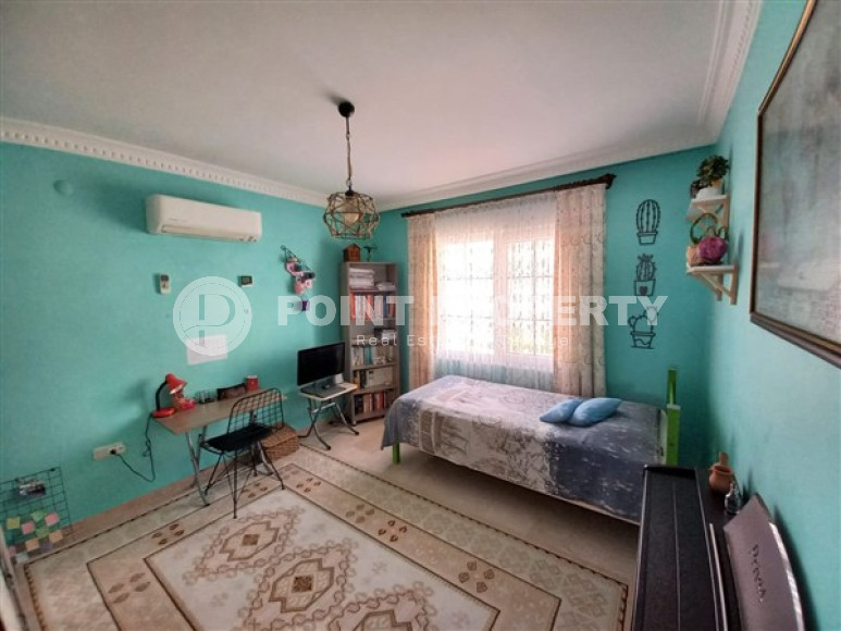 Превосходная четырёхкомнатная вилла с площадью 175 м2 и видовой террасой, район Бекташ-id-4694-фото-7