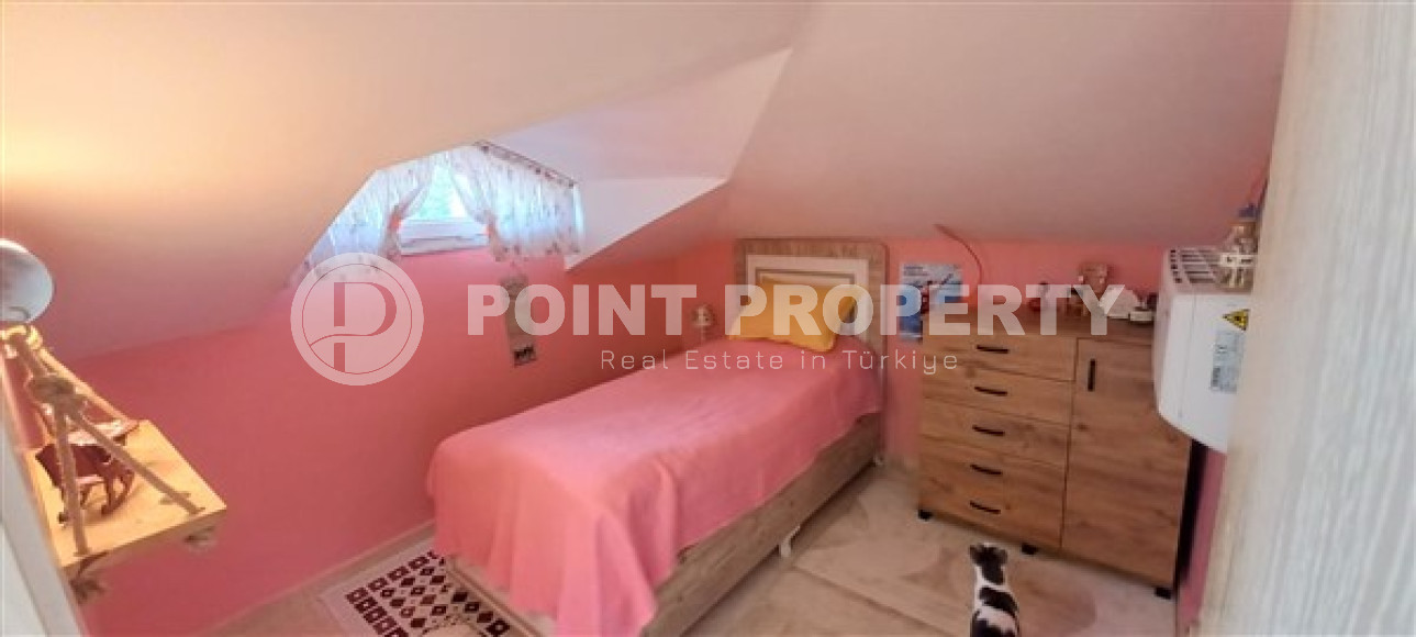 Превосходная четырёхкомнатная вилла с площадью 175 м2 и видовой террасой, район Бекташ-id-4694-фото-9