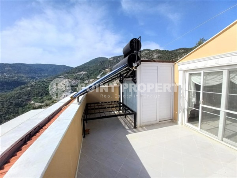 Превосходная четырёхкомнатная вилла с площадью 175 м2 и видовой террасой, район Бекташ-id-4694-фото-16