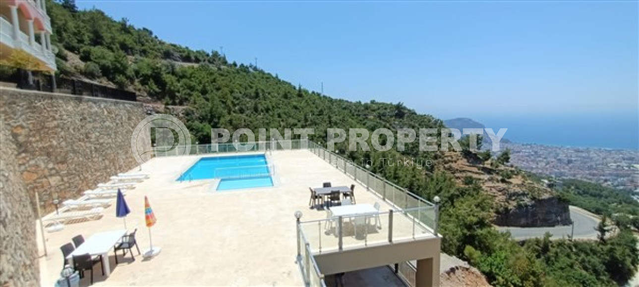 Превосходная четырёхкомнатная вилла с площадью 175 м2 и видовой террасой, район Бекташ-id-4694-фото-22