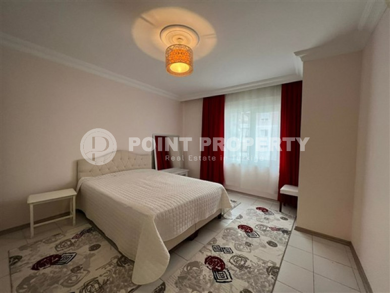 Comfortable furnished 1+1 apartment 500 meters from the sea in the center of Mahmutlar.-id-4698-photo-7