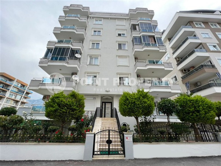 Comfortable furnished 1+1 apartment 500 meters from the sea in the center of Mahmutlar.-id-4698-photo-15