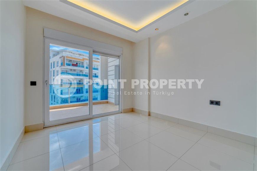 Просторная светлая квартира 3+1 с чистовой отделкой в 250 метрах от пляжа в престижном спокойном районе Аланьи - Тосмур.-id-4700-фото-7