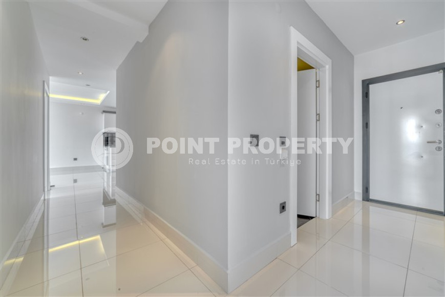 Просторная светлая квартира 3+1 с чистовой отделкой в 250 метрах от пляжа в престижном спокойном районе Аланьи - Тосмур.-id-4700-фото-9