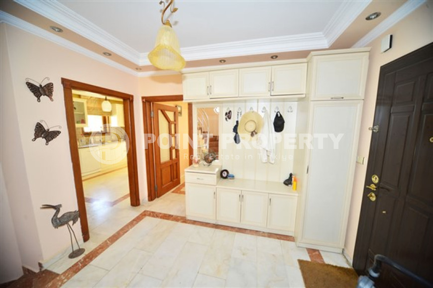 Duplex built in 2006 with its own garden, a short walk from the sea in a quiet, landscaped area of Alanya - Kestel.-id-4704-photo-6