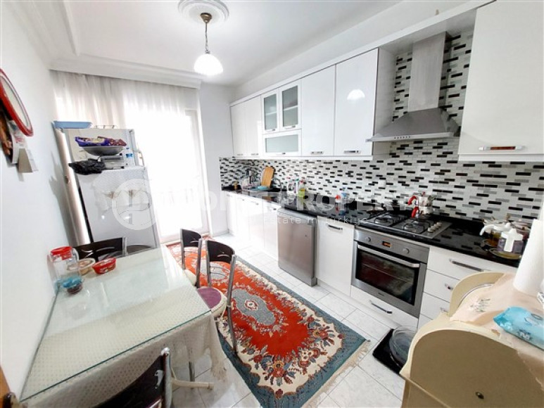Three-room apartment in the very center of Alanya for obtaining Turkish citizenship-id-4711-photo-2