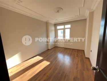 Просторная двухуровневая квартира 4+1 на 9-м этаже с мансардой с панорамным видом на город и море-id-4716-фото-5