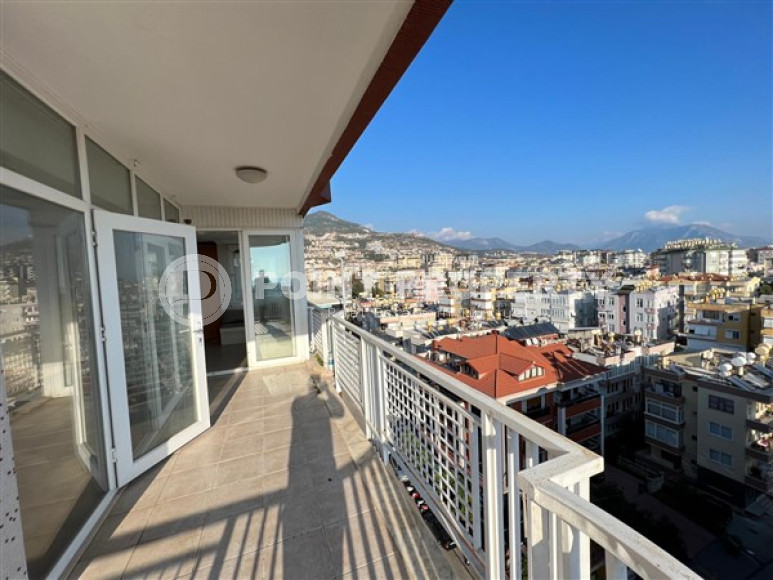 Просторная двухуровневая квартира 4+1 на 9-м этаже с мансардой с панорамным видом на город и море-id-4716-фото-15