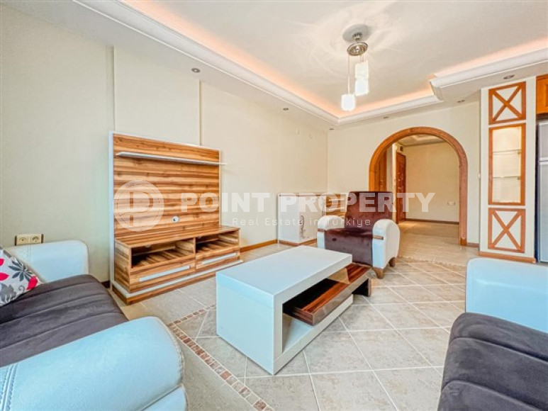 Comfortable, bright apartment on the very shore of the Mediterranean Sea in the center of the popular developed area of Alanya - Mahmutlar-id-4717-photo-3