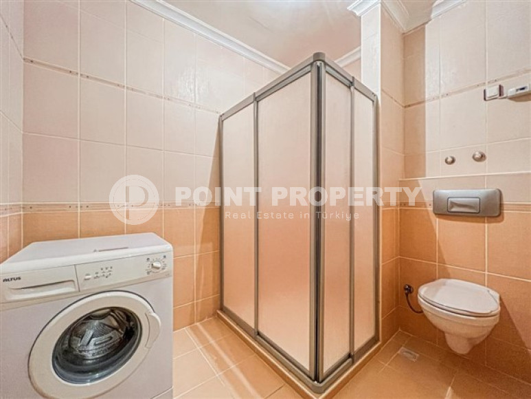 Comfortable, bright apartment on the very shore of the Mediterranean Sea in the center of the popular developed area of Alanya - Mahmutlar-id-4717-photo-9