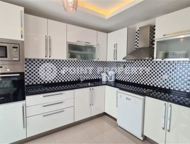 Дуплекс 4+2, общей площадью 200м2, в нескольких минутах ходьбы от центра Аланьи и в 700 метрах от пляжа-id-4723-фото-4