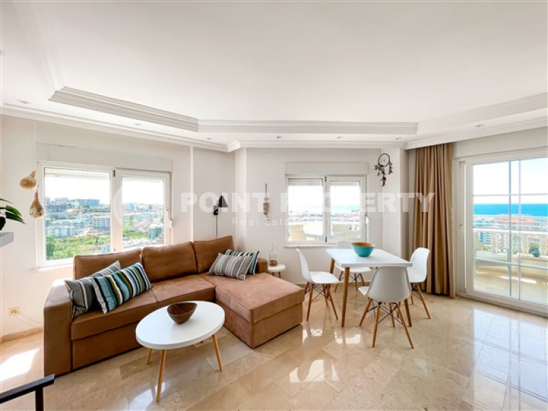 Красивые трёхкомнатные апартаменты с мебелью и двумя видовыми балконами, Тосмур-id-4735-фото-5