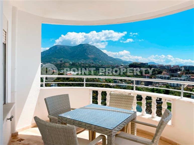 Красивые трёхкомнатные апартаменты с мебелью и двумя видовыми балконами, Тосмур-id-4735-фото-11