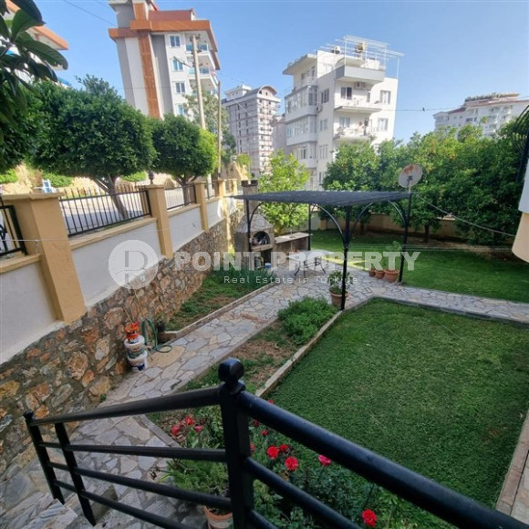Furnished cozy apartment of 110 m2 with two balconies in the Tosmur area-id-4736-photo-9