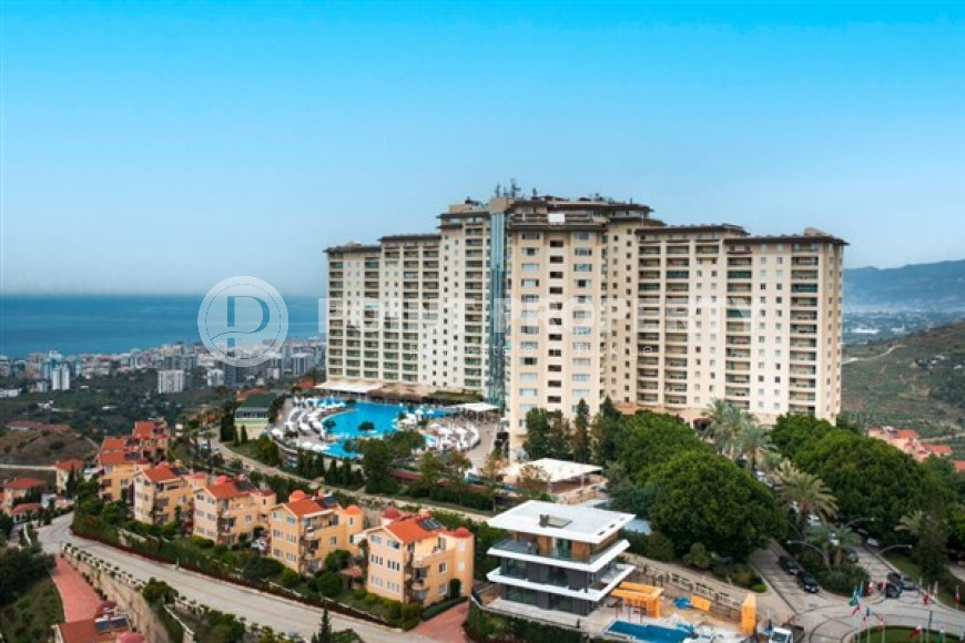 Красочная квартира с планировкой комнат 2+1 в превосходном комплексе на удалении от моря, Каргыджак-id-4738-фото-20