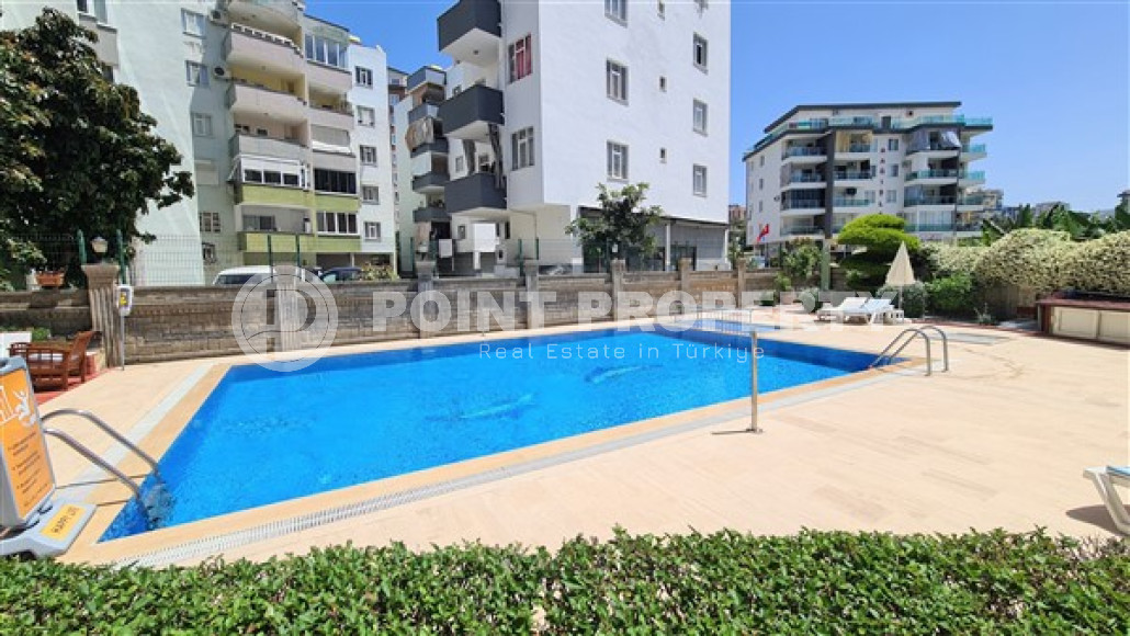 Three-room comfortable apartment with furniture on the 8th floor of the complex, Mahmutlar district-id-4739-photo-13