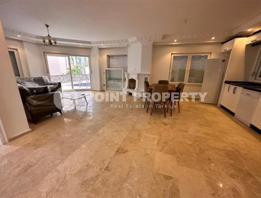 Шестикомнатная вилла с тремя балконами и просторной террасой, район Махмутлар-id-4742-фото-3