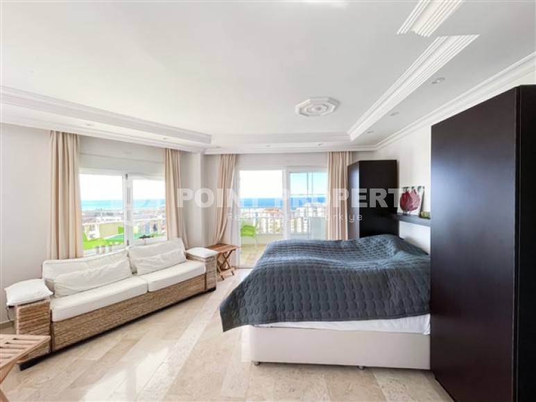 Stylish panoramic duplex on the 9th floor with an attic, 600 meters from the beach and promenade in the center of Tosmur-id-4756-photo-9