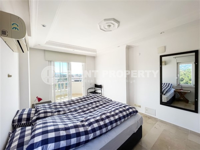 Stylish panoramic duplex on the 9th floor with an attic, 600 meters from the beach and promenade in the center of Tosmur-id-4756-photo-10