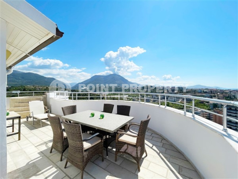 Stylish panoramic duplex on the 9th floor with an attic, 600 meters from the beach and promenade in the center of Tosmur-id-4756-photo-14