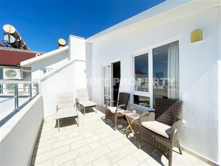 Stylish panoramic duplex on the 9th floor with an attic, 600 meters from the beach and promenade in the center of Tosmur-id-4756-photo-17