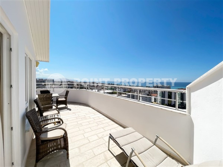 Stylish panoramic duplex on the 9th floor with an attic, 600 meters from the beach and promenade in the center of Tosmur-id-4756-photo-18