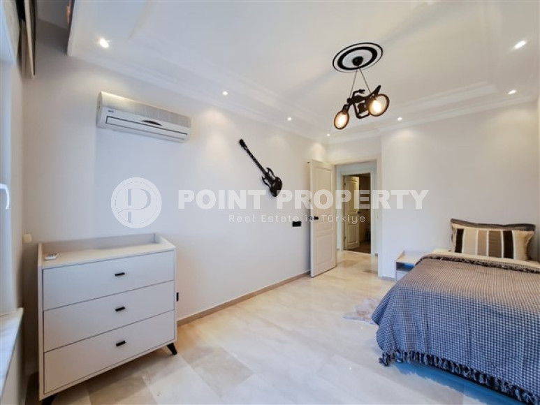 Светлые апартаменты 125 м2 с просторной гостиной и двумя ванными комнатами, район Тосмур-id-4760-фото-8