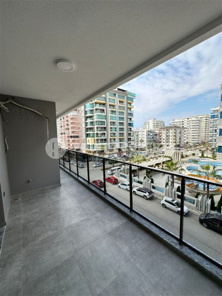 New 2+1 apartment on the 2nd floor of a complex built in 2021, Mahmutlar-id-4764-photo-9