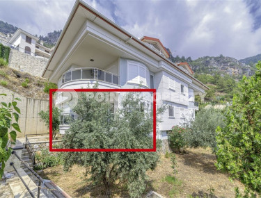 Three-room view apartment, 110 m², in a townhouse complex in the mountainous area of the center of Alanya - Bektas-id-1390-photo-2