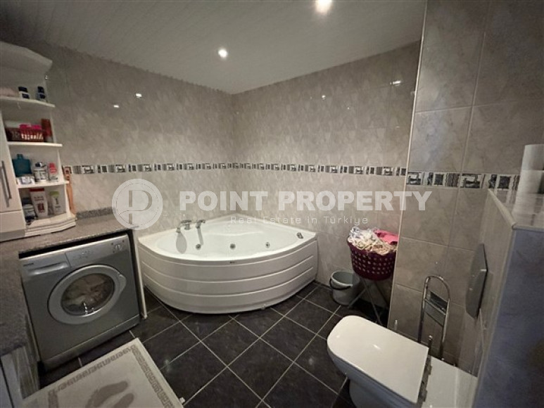 Spacious apartment with two bedrooms 600 meters from the sea in a quiet, landscaped area of Alanya - Tosmur-id-4769-photo-6