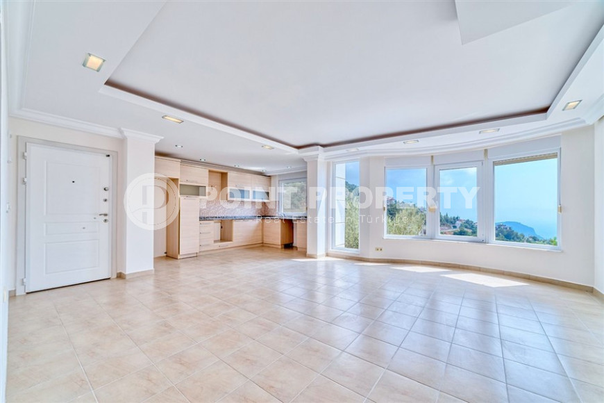 Three-room view apartment, 110 m², in a townhouse complex in the mountainous area of the center of Alanya - Bektas-id-1390-photo-12