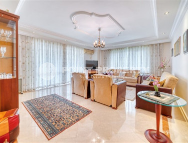 Светлые просторные апартаменты 2+1 в 650 метрах от пляжа и набережной в центре Аланьи-id-4778-фото-2