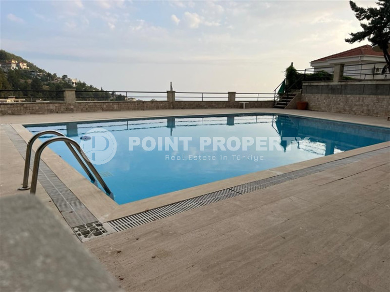 Three-room view apartment, 110 m², in a townhouse complex in the mountainous area of the center of Alanya - Bektas-id-1390-photo-19
