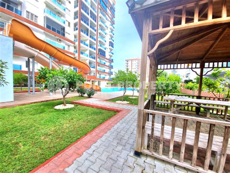 Comfortable 1+1 apartment with an area of 70 m2 with furniture, Mahmutlar district-id-4783-photo-11