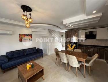 Excellent four-room villa with an area of 200 m2 located in the Incekum area-id-4786-photo-1