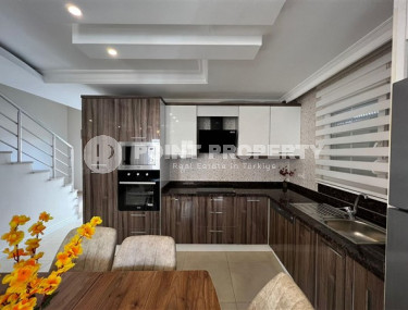 Excellent four-room villa with an area of 200 m2 located in the Incekum area-id-4786-photo-4