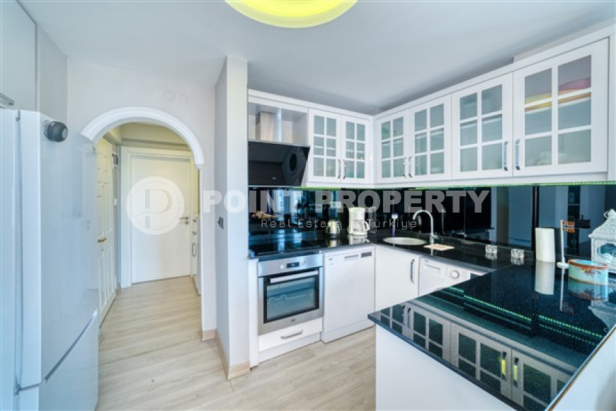 Апартаменты с хорошим новым ремонтом и приятным светлым интерьером в 100 метрах от пляжа и набережной-id-4790-фото-5