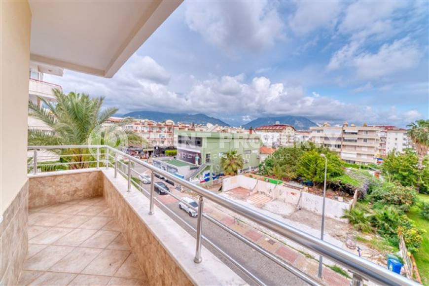 Апартаменты с хорошим новым ремонтом и приятным светлым интерьером в 100 метрах от пляжа и набережной-id-4790-фото-9