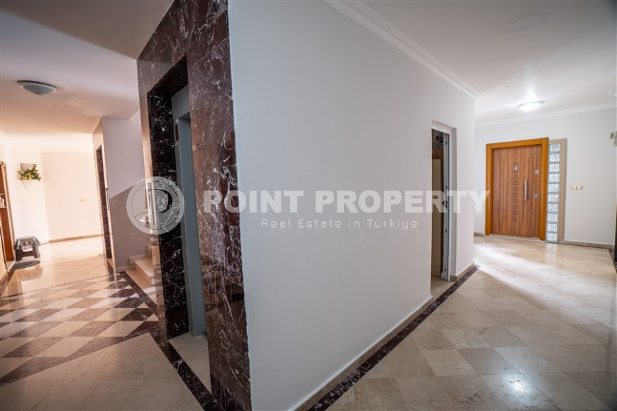 Elegant view duplex 3+2, 150m², in the center of Alanya, 800 meters from Cleopatra Beach-id-1392-photo-9