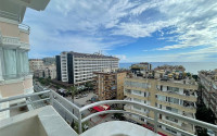 Apartment on the 8th floor with panoramic sea views in the heart of Mahmutlar-id-4793-photo-8