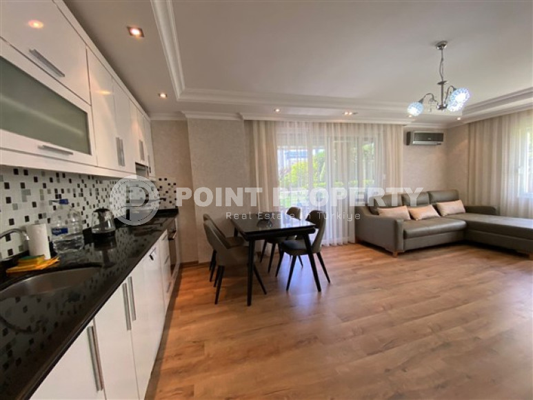 Апартаменты в комплексе класса люкс, планировкой 2+1, в 150 метрах от моря, район Кестел-id-4799-фото-2