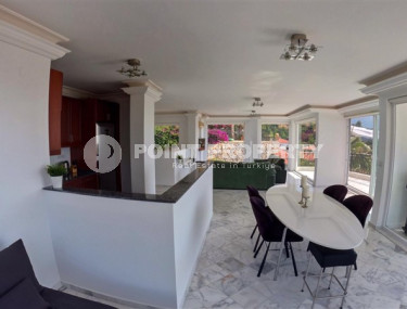 Оригинальная вилла с планировкой комнат 3+1 на земельном участке 550 м2 в районе Оба-id-4802-фото-2