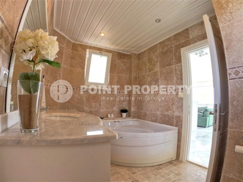 Оригинальная вилла с планировкой комнат 3+1 на земельном участке 550 м2 в районе Оба-id-4802-фото-6