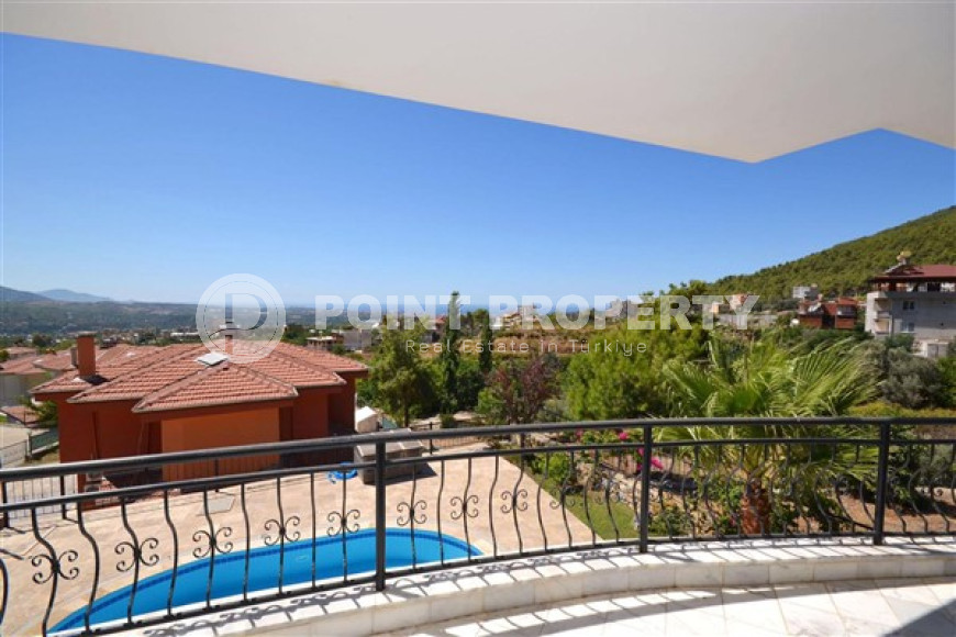 Оригинальная вилла с планировкой комнат 3+1 на земельном участке 550 м2 в районе Оба-id-4802-фото-9