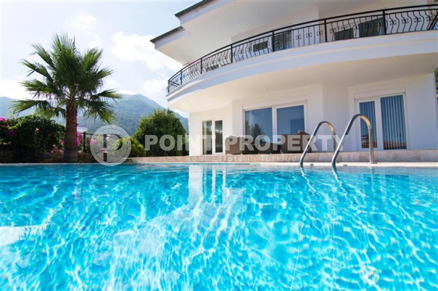 Оригинальная вилла с планировкой комнат 3+1 на земельном участке 550 м2 в районе Оба-id-4802-фото-13