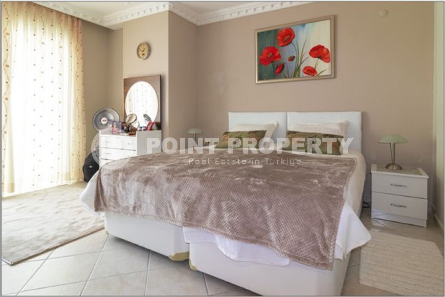 Convenient and comfortable apartment with an area of 120 m2 on the 7th floor of the complex, Mahmutlar district-id-4805-photo-5