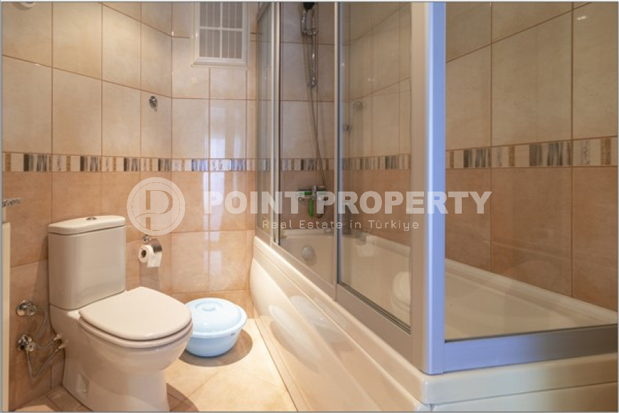 Convenient and comfortable apartment with an area of 120 m2 on the 7th floor of the complex, Mahmutlar district-id-4805-photo-9